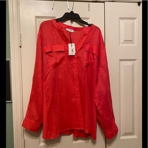 New-Calvin Klein Woman’s Top with side sleeves